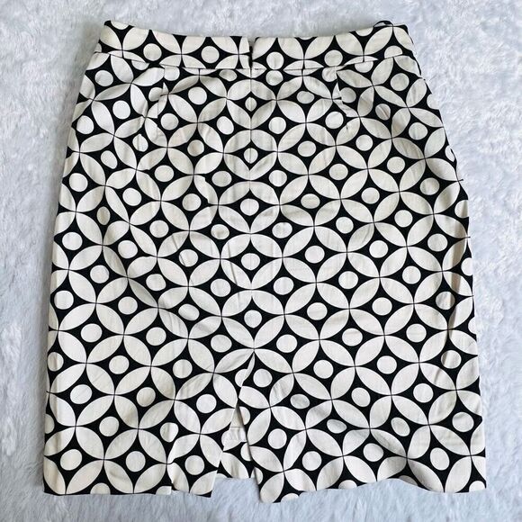 J. Crew Womens Black & White Geometric Knee Length The Pencil Skirt Size 4 - Picture 1 of 7